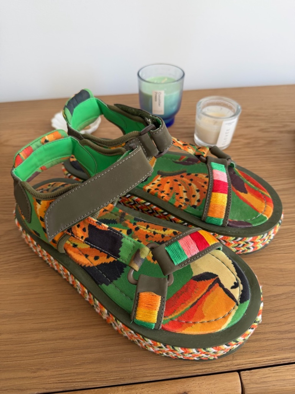 FARM Rio Green Toucan Raffia Flatform - Picture 4 of 5